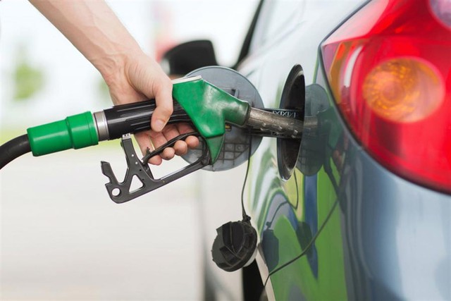 Fuel Pass 2 - vouchers.gov.gr: Ανοικτή για όλους τους ΑΦΜ από σήμερα η πλατφόρμα επιδότησης καυσίμων